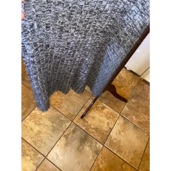 AFRM grey sweater dress with cut-out sides size 2X - Picture 5 of 6